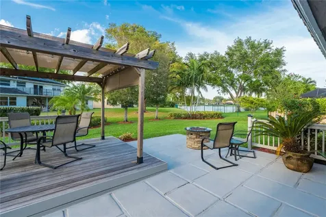 15001 Windbluff Street Davie FL 33331