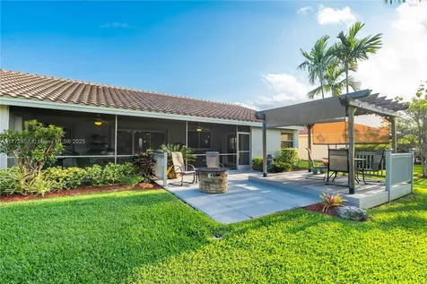 15001 Windbluff Street Davie FL 33331