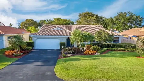 15001 Windbluff Street Davie FL 33331