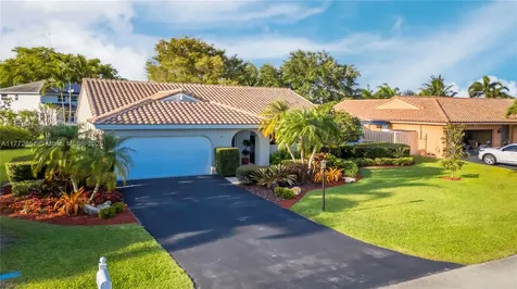 15001 Windbluff Street Davie FL 33331