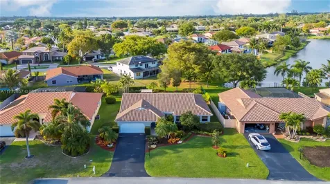 15001 Windbluff Street Davie FL 33331