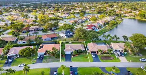 15001 Windbluff Street Davie FL 33331