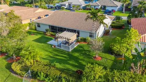 15001 Windbluff Street Davie FL 33331