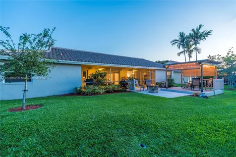 15001 Windbluff Street Davie FL 33331