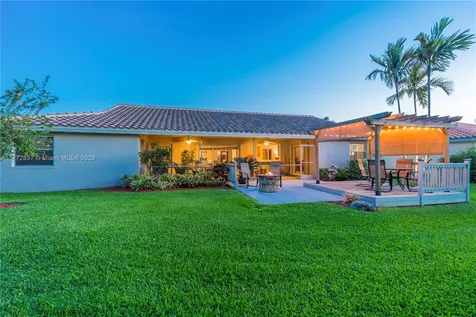 15001 Windbluff Street Davie FL 33331