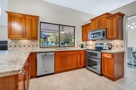 15001 Windbluff Street Davie FL 33331