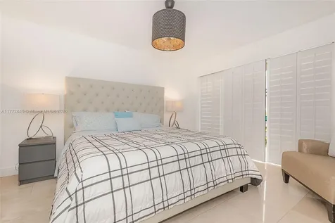 6423 Collins Avenue Miami Beach FL 33141