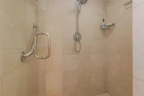6423 Collins Avenue Miami Beach FL 33141