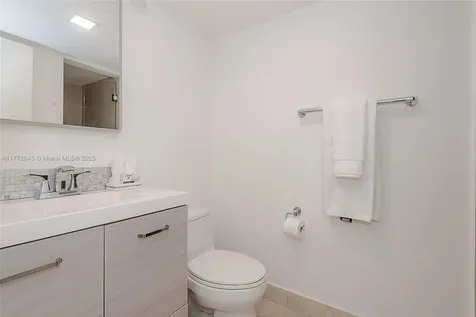 6423 Collins Avenue Miami Beach FL 33141