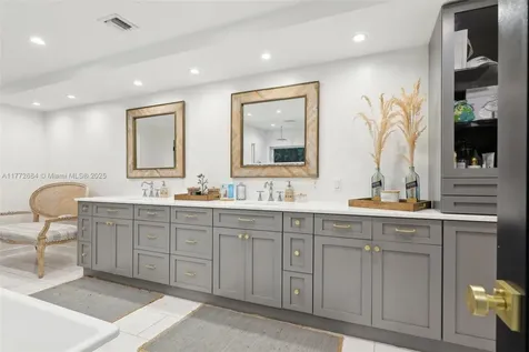 11545 SW 96th Terrace Miami FL 33176