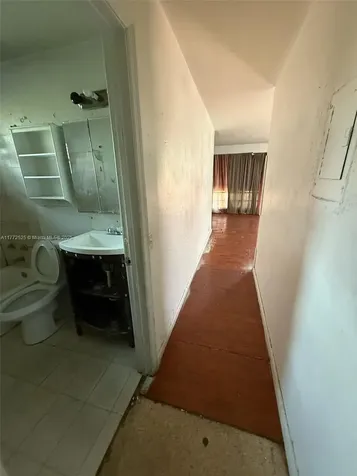 6965 NW 21st Court Miami FL 33147