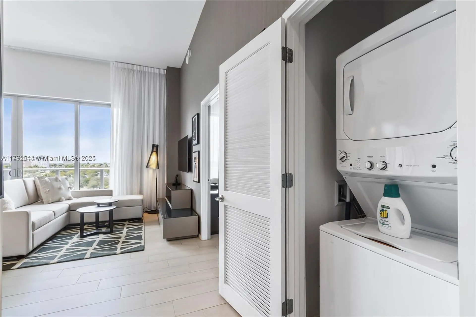 4010 S Ocean Drive Hollywood FL 33019