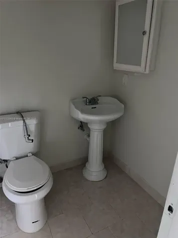 90 Fanshaw C Boca Raton FL 33434