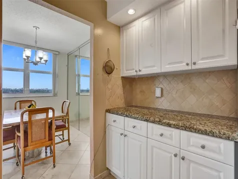 3113 S Ocean Drive Hallandale Beach FL 33009
