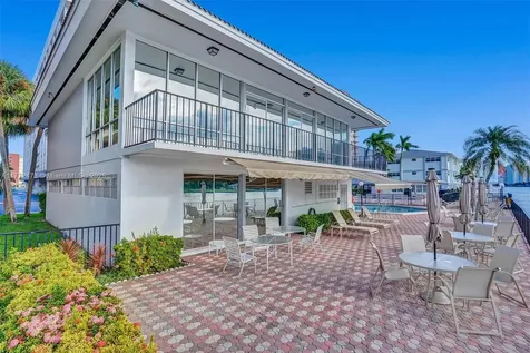 3113 S Ocean Drive Hallandale Beach FL 33009