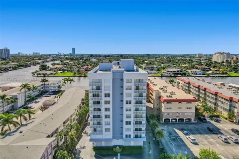 3113 S Ocean Drive Hallandale Beach FL 33009