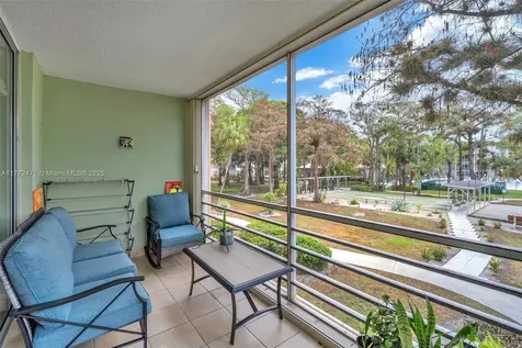 4898 NW 29th Court Lauderdale Lakes FL 33313