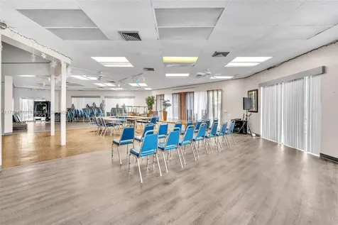 4898 NW 29th Court Lauderdale Lakes FL 33313