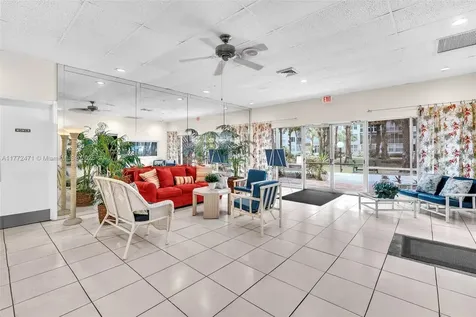 4898 NW 29th Court Lauderdale Lakes FL 33313