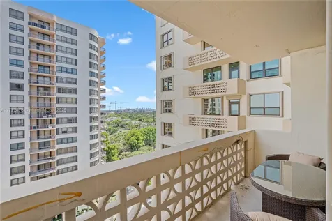 10185 Collins Avenue Bal Harbour FL 33154