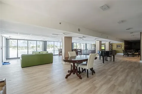 10185 Collins Avenue Bal Harbour FL 33154