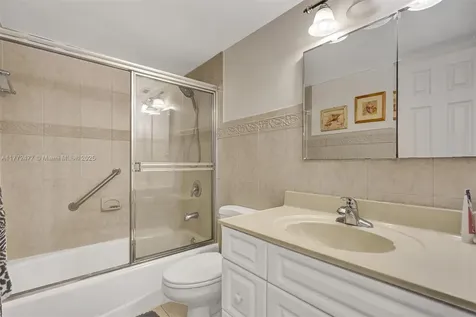 3180 S Ocean Drive Hallandale Beach FL 33009