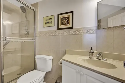 3180 S Ocean Drive Hallandale Beach FL 33009