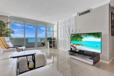 3180 S Ocean Drive Hallandale Beach FL 33009