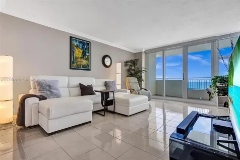 3180 S Ocean Drive Hallandale Beach FL 33009