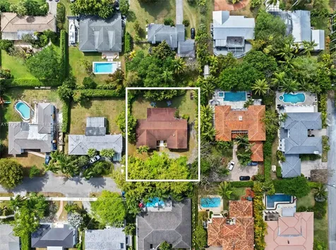 8290 SW 61st Avenue South Miami FL 33143