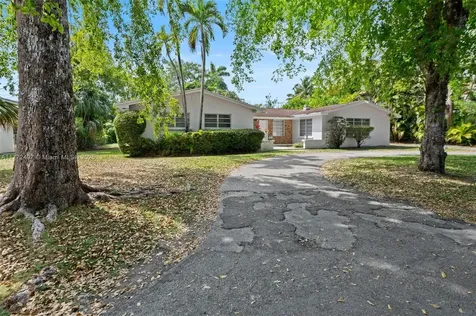 8290 SW 61st Avenue South Miami FL 33143