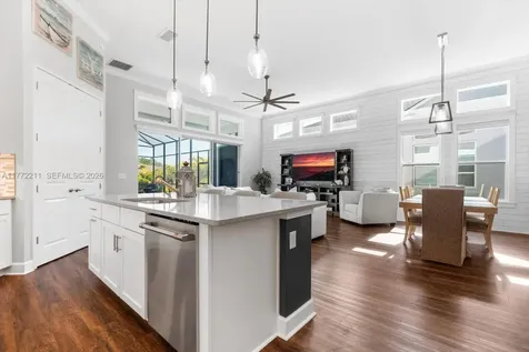 6281 Woodhaven Village Drive Port Orange FL 32128