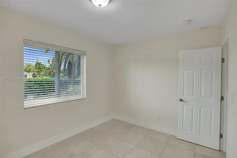 7465 SW 31st Street Miami FL 33155