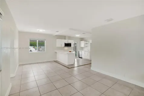 7465 SW 31st Street Miami FL 33155