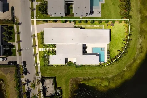 16649 N Botaniko Drive N Weston FL 33326
