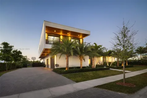 16649 N Botaniko Drive N Weston FL 33326