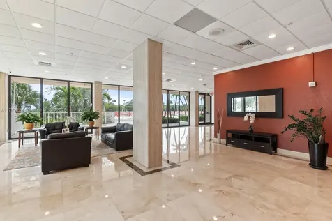 400 Kings Point Drive Sunny Isles Beach FL 33160