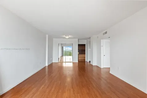 400 Kings Point Drive Sunny Isles Beach FL 33160