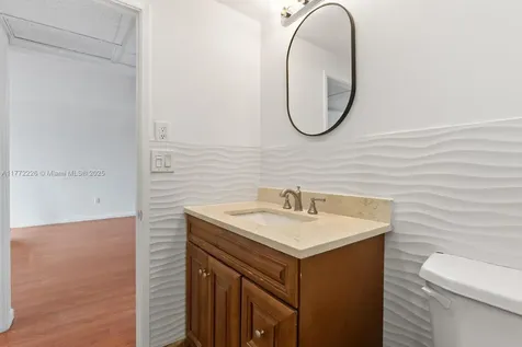 400 Kings Point Drive Sunny Isles Beach FL 33160