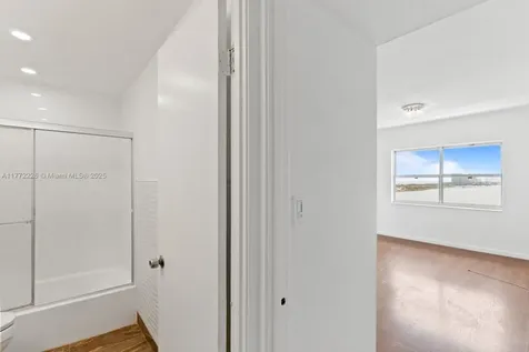 400 Kings Point Drive Sunny Isles Beach FL 33160
