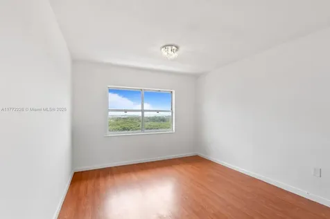 400 Kings Point Drive Sunny Isles Beach FL 33160