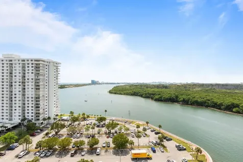 400 Kings Point Drive Sunny Isles Beach FL 33160