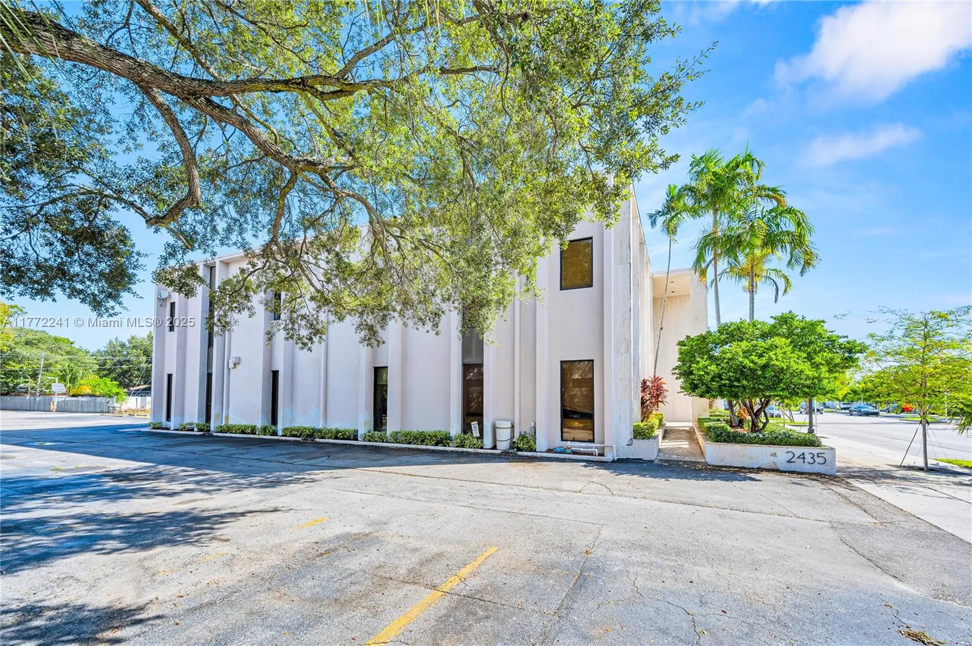2435 Hollywood Boulevard Hollywood FL 33020