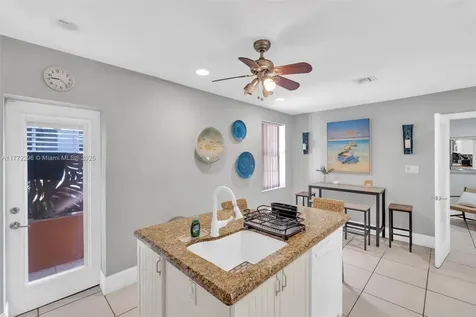 1033 NW 6th Street Miami FL 33136