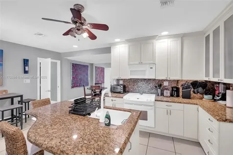 1033 NW 6th Street Miami FL 33136