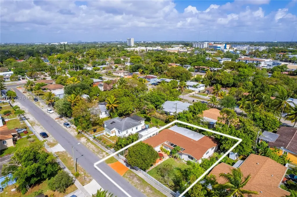 1081 NE 160th Terrace North Miami Beach FL 33162