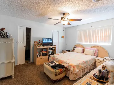 1081 NE 160th Terrace North Miami Beach FL 33162