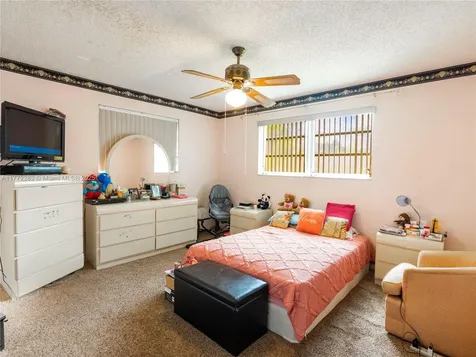 1081 NE 160th Terrace North Miami Beach FL 33162