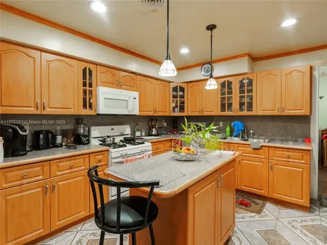 1081 NE 160th Terrace North Miami Beach FL 33162