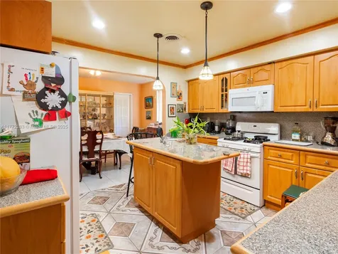 1081 NE 160th Terrace North Miami Beach FL 33162